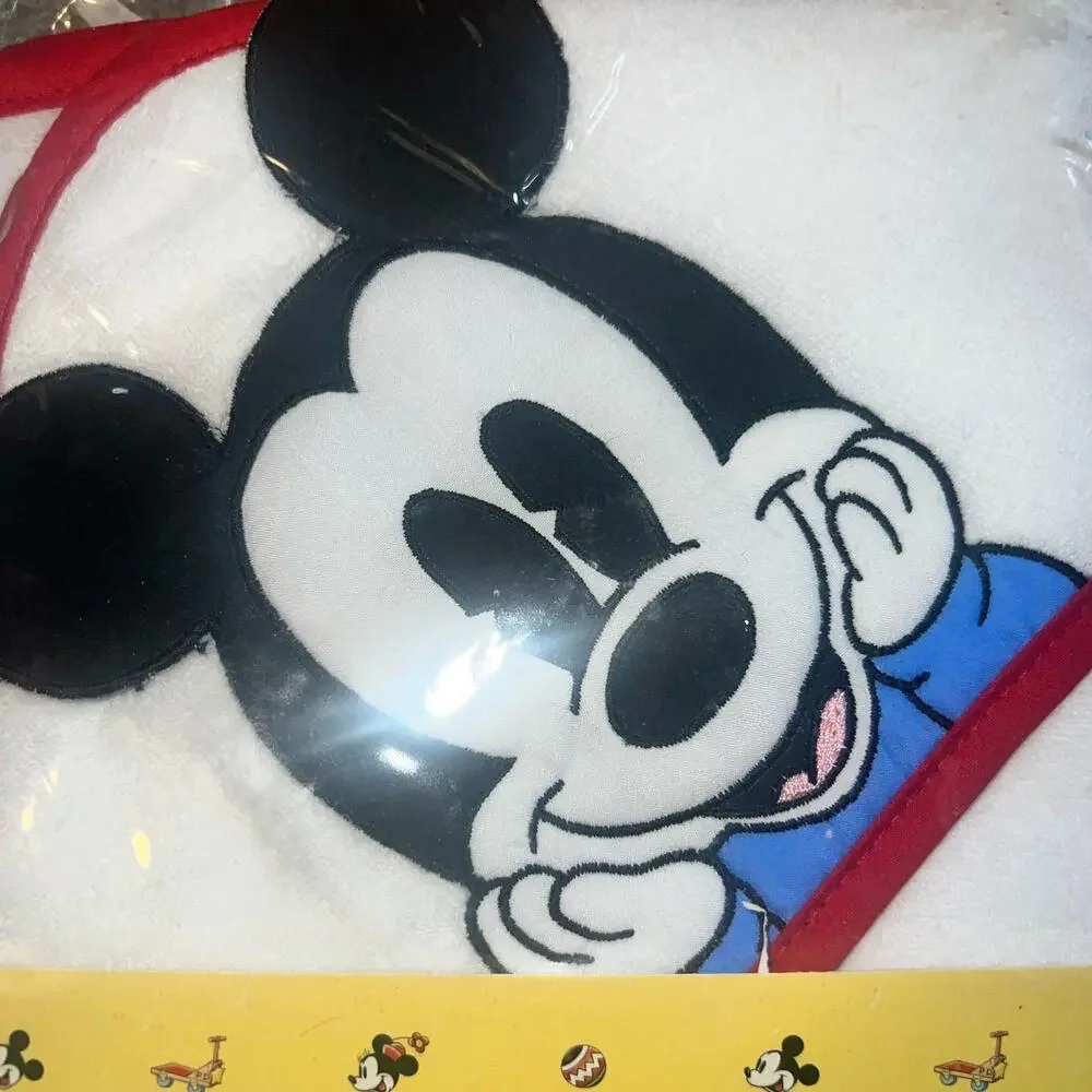 Mickey & Co 1998 vintage white Mickey Mouse Bath hooded baby/toddler towel NEW
